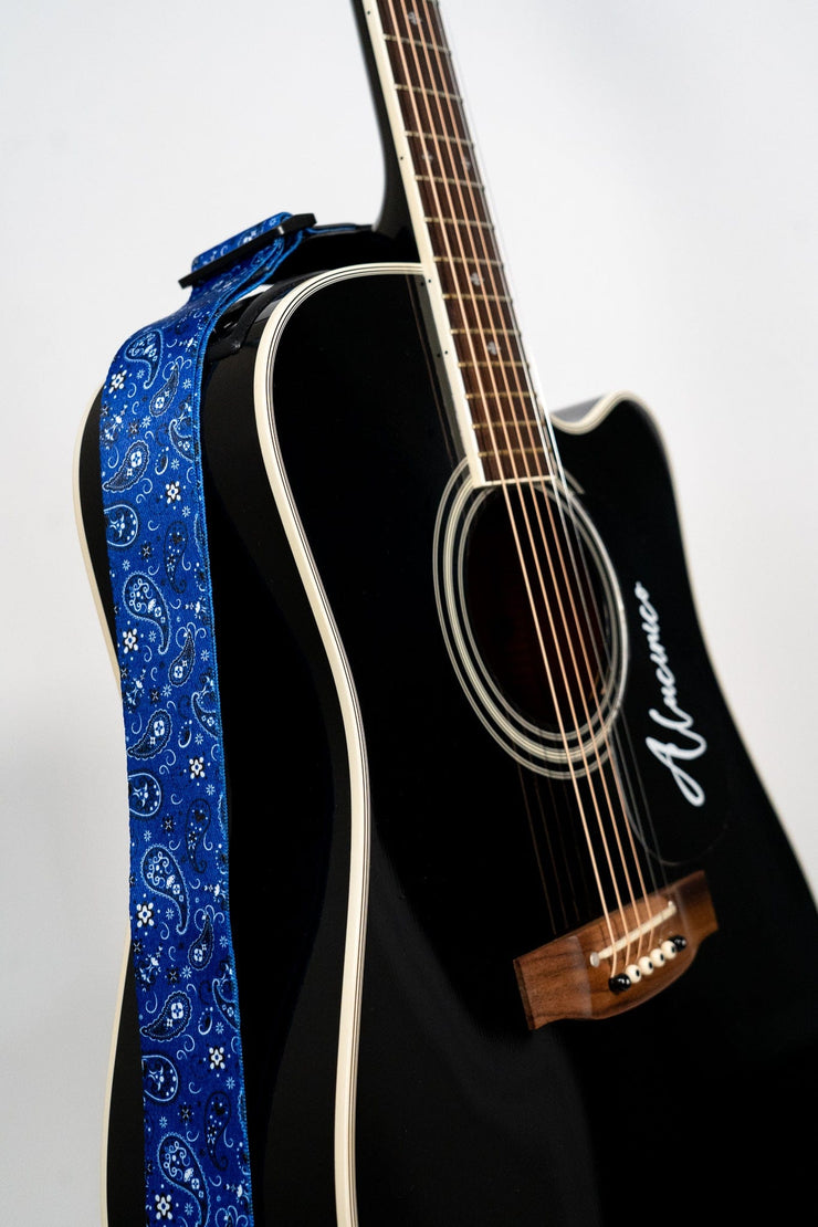 BLUE PAISLEY STRAP