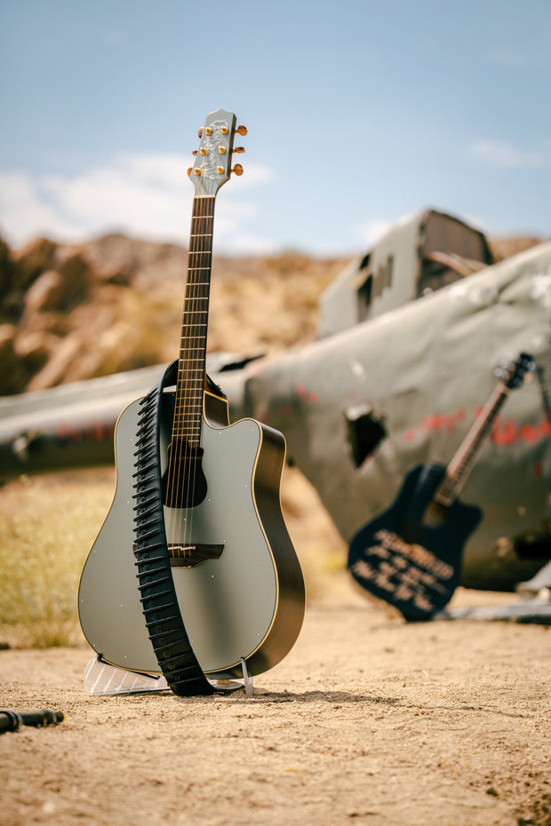 BLACKOUT BULLET GUITAR STRAP