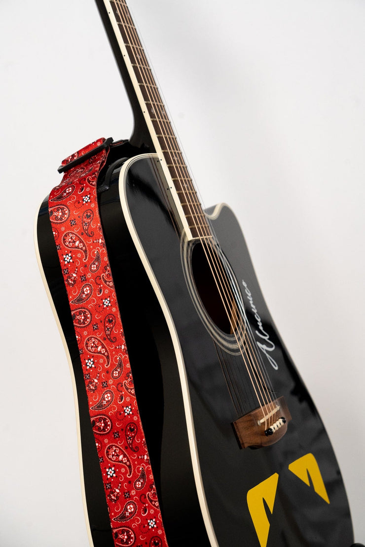 RED PAISLEY STRAP