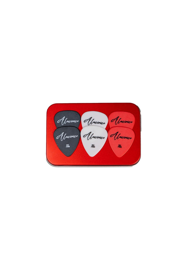 GUITAR PICKS